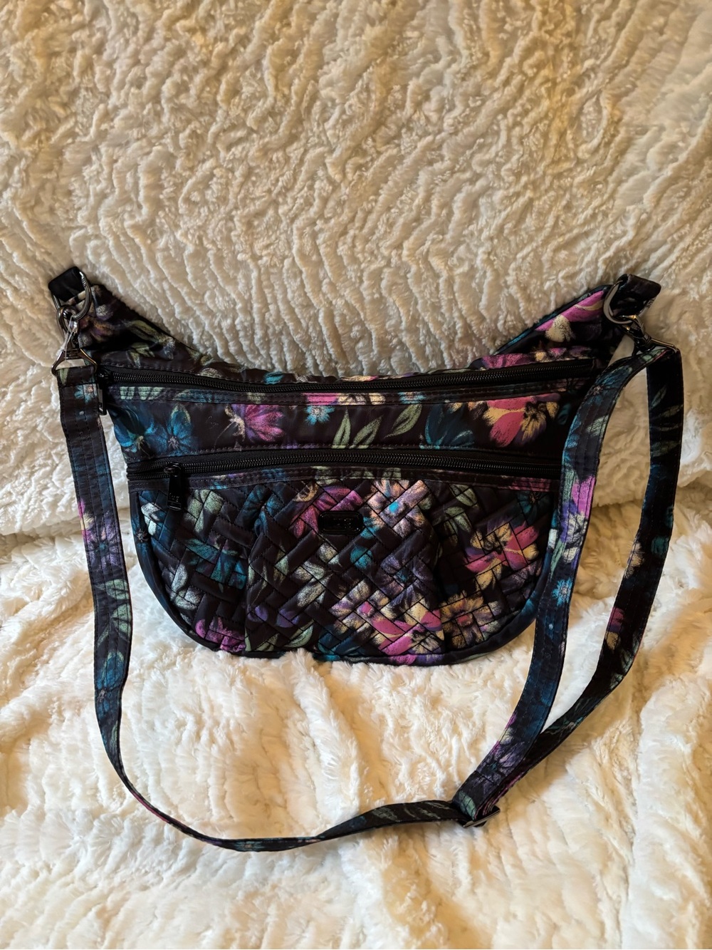 Lug “Hippy” shoulder bag